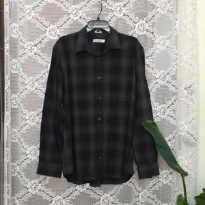 Calvin Klein Men's Button Down Shirt Size XL